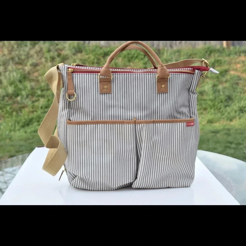 Skip hop diaper tote bag